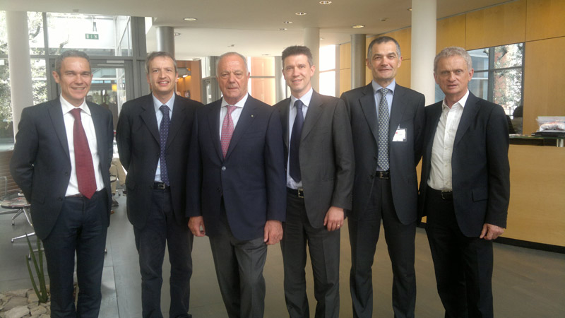 Sacmi and SIPA collaborate in S.U.P.E.R. PET preform and closure project