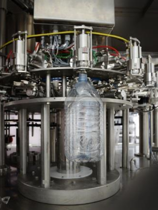 The Société des Boissons Gazeuses du Souss (SBGS), a bottling company working for the Coca-Cola Group, has chosen Sacmi solutions for its ultra-clean filling processes.