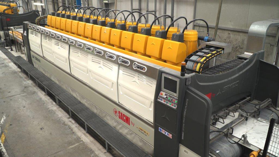 Large slab polishing-brushing: Iride chooses Sacmi-Nuova Sima